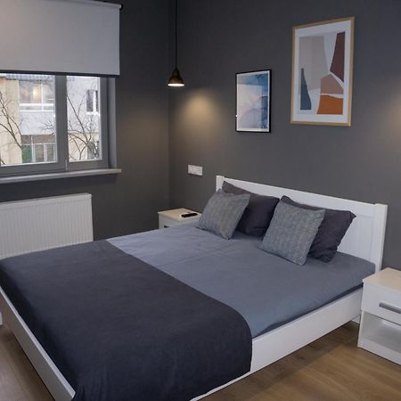 Apart-Hotel Kostjukowski Apartments Nizhynska 17 利沃夫 外观 照片