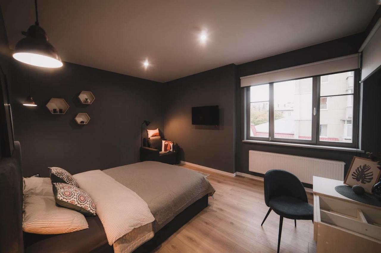 Apart-Hotel Kostjukowski Apartments Nizhynska 17 利沃夫 外观 照片