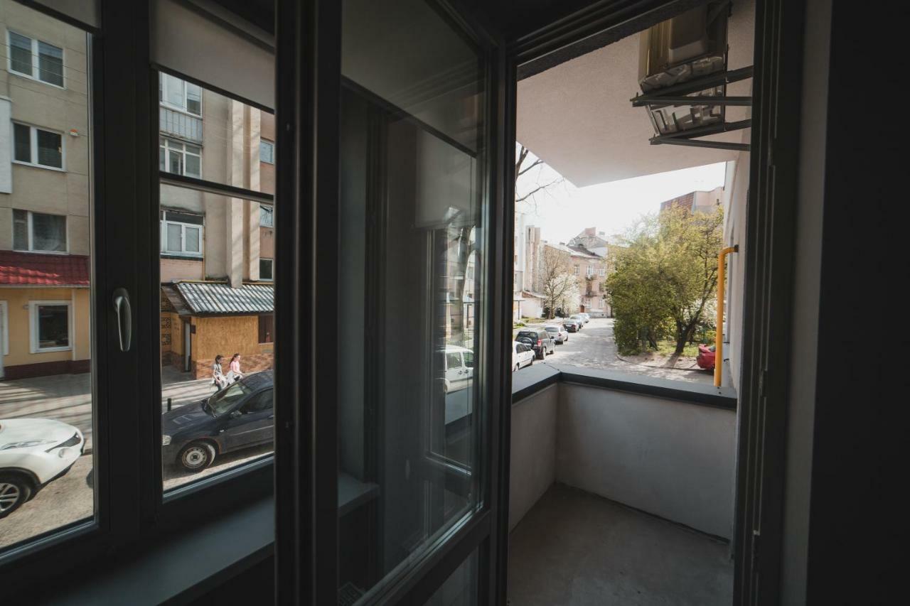 Apart-Hotel Kostjukowski Apartments Nizhynska 17 利沃夫 外观 照片